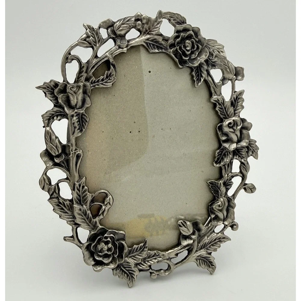 Vtg Ornate Metal Oval Picture Photo Frame 9